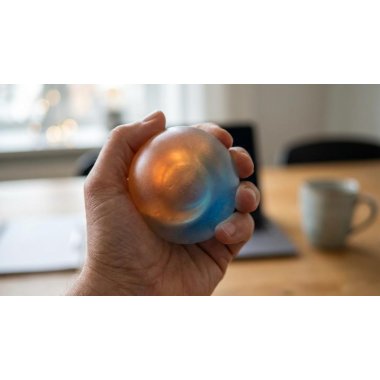 Nee Doh stressbold � varianter, farver og hurtig levering i Danmark