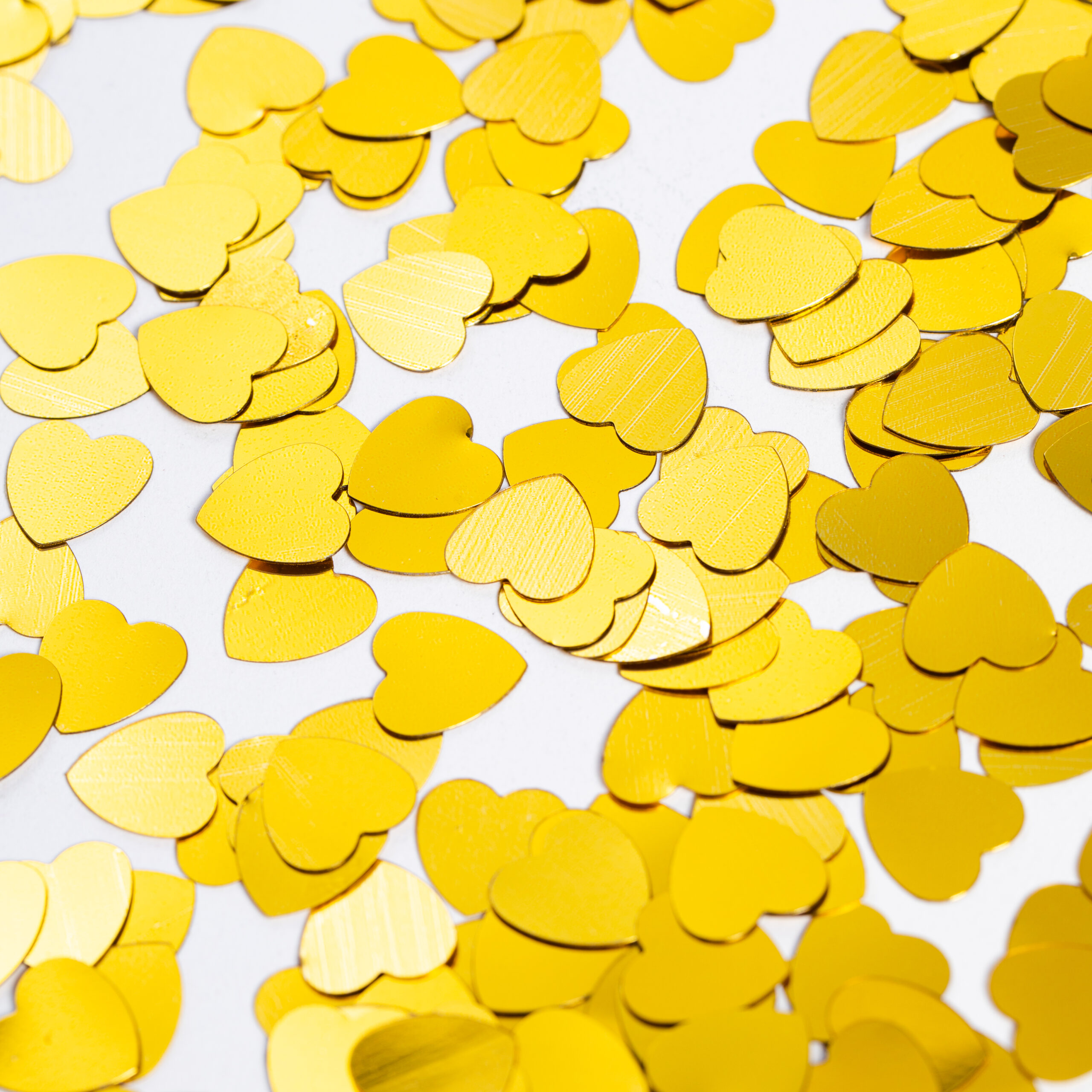 Guld hjerter konfetti 14 gram