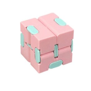 Fidget Toys: Infinity Cube Pastel Lyserd (se video)