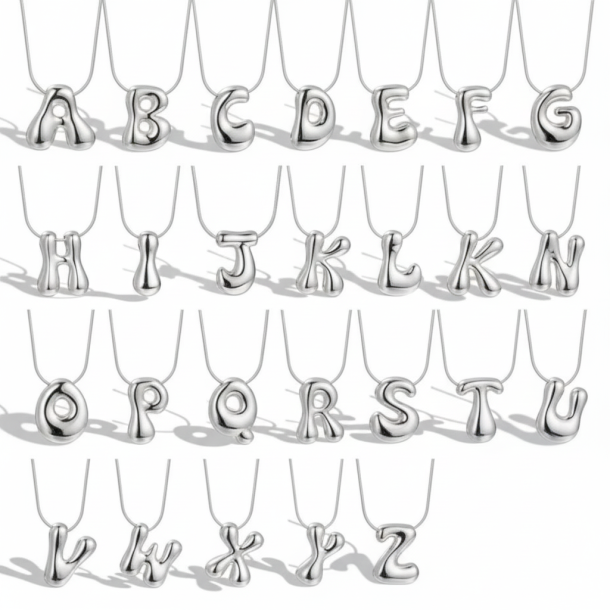 S�lvbelagt Halsk�de med Ballon Bogstav � BOLD Design (100 % Vandfast &amp; Nikkelfri)