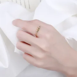 Anti-stress Ring med Snurrende Kugler i Guld – 3 Kugler Justerbar  (se video)